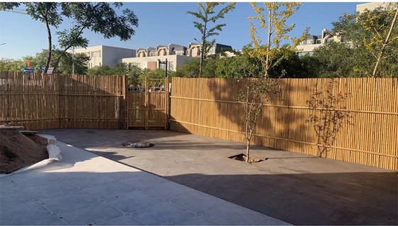 Het natuurlijke Met de hand gemaakte 1.5x1.5m Decoratieve de Binnenplaats van de Bamboeomheining Rolling Schermen