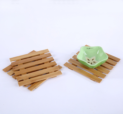 De lichte Natuurlijke Schotel Comfortabel Mat For Succulent Plant Pots van de Bamboe Houten Installatie