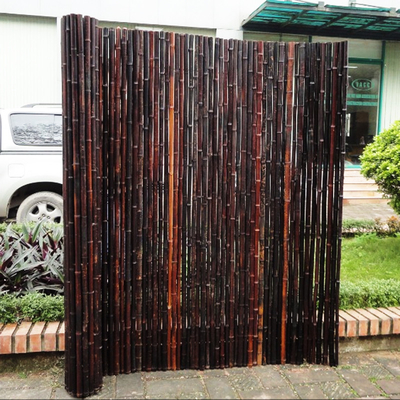 De natuurlijke van de Omheiningspanels rolled bamboo van het Bamboemateriaal Geschilderde Bamboe Omheining Privacy Garden Border