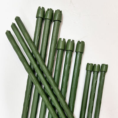 Metalen palen met plastic coating Groene tuinpalen voor plantenondersteuning Klimplanten Landschapsafscheiding
